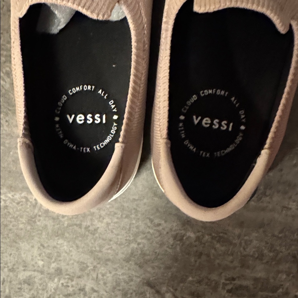 Vessi Men's Slip-On Loafers - Taupe . Size W8 - Picture 6 of 8